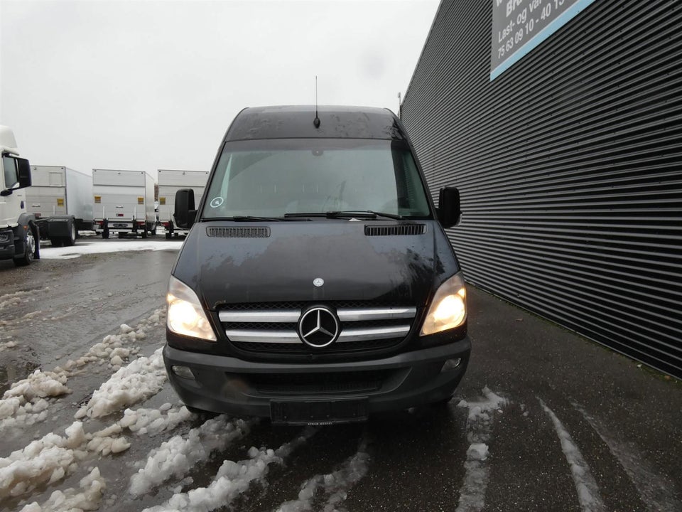 Mercedes Sprinter 316 2,2 CDi R2 Kassevogn aut. 5d