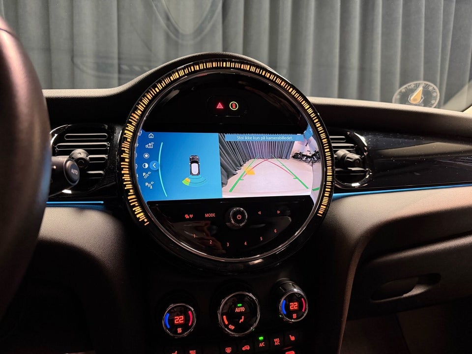 MINI Cooper SE Classic Trim 3d
