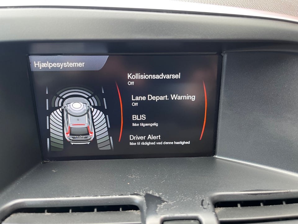 Volvo XC60 2,4 D5 215 Momentum aut. AWD 5d