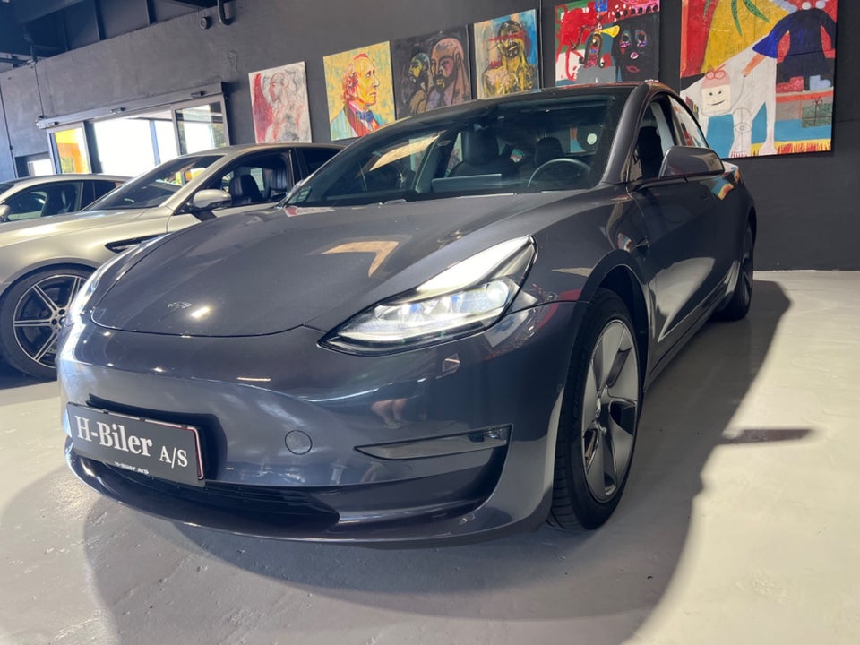 Tesla Model 3 Long Range AWD 4d