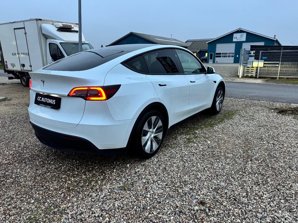 Tesla Model Y RWD 5d