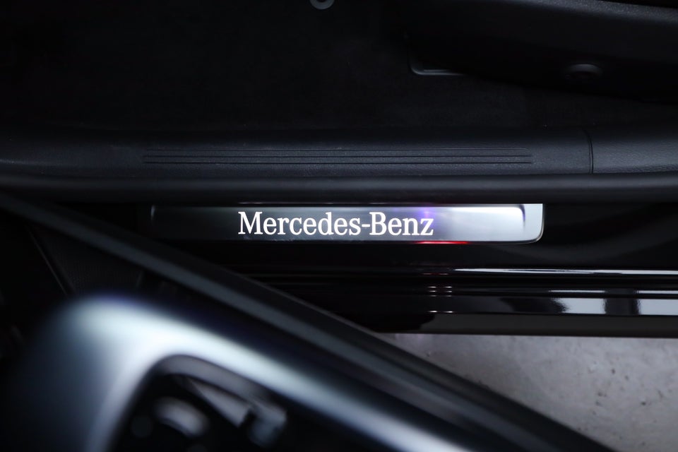 Mercedes C300 e 2,0 AMG Line aut. 4d