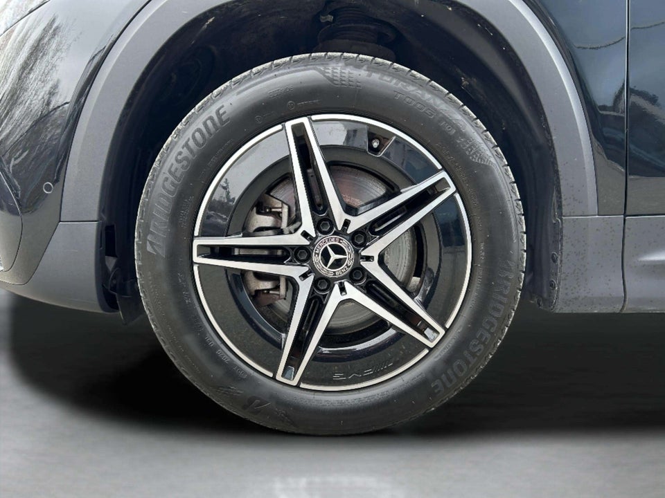 Mercedes EQB250 AMG Line 5d
