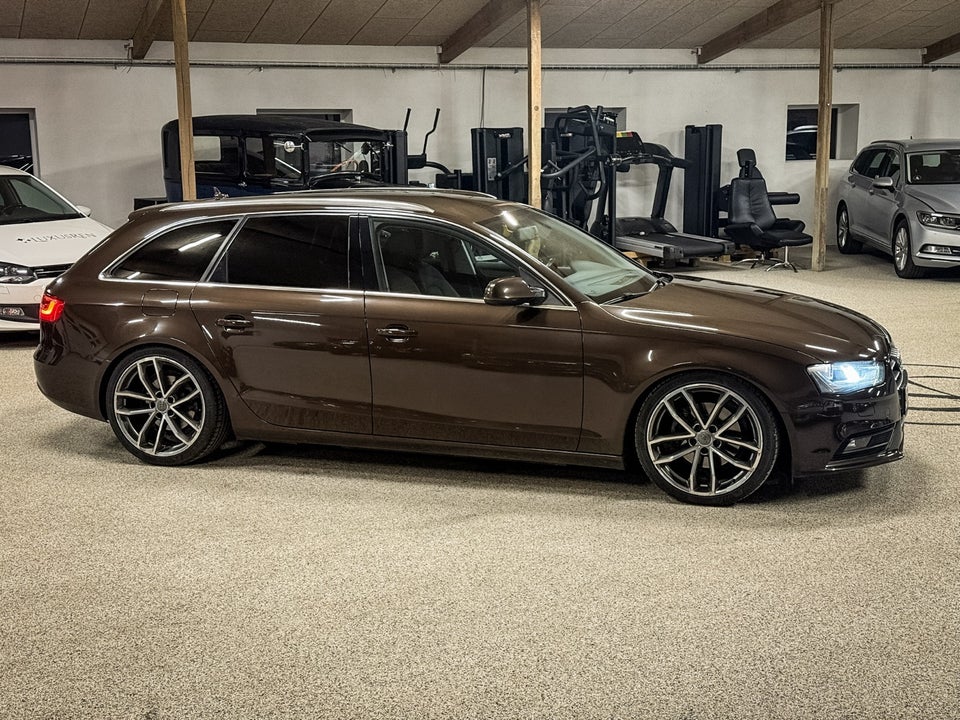Audi A4 2,0 TDi 143 Avant 5d