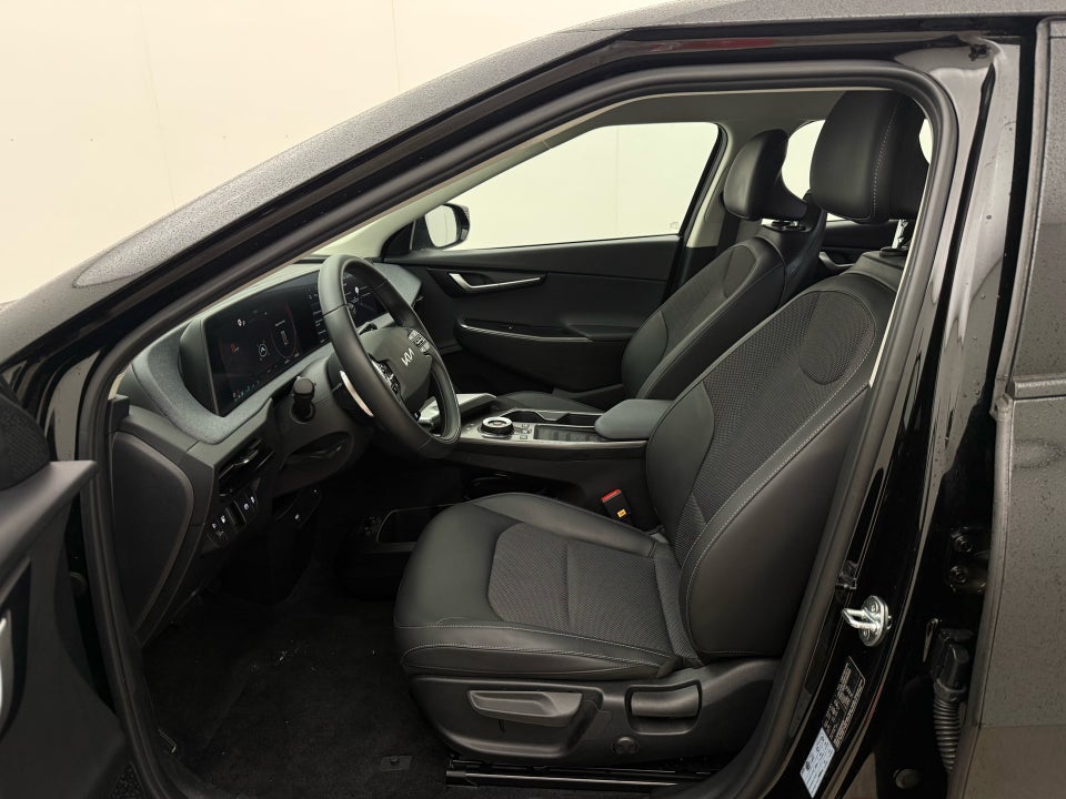 Kia EV6 77 Long Range Access 5d