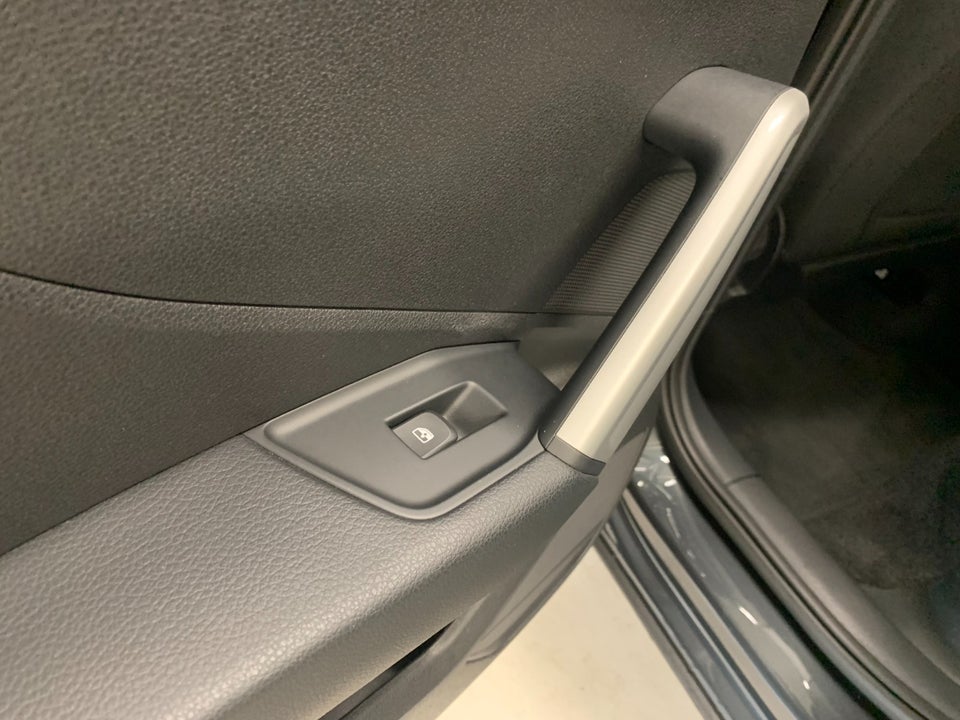 Audi Q2 35 TFSi Prestige S-tr. 5d