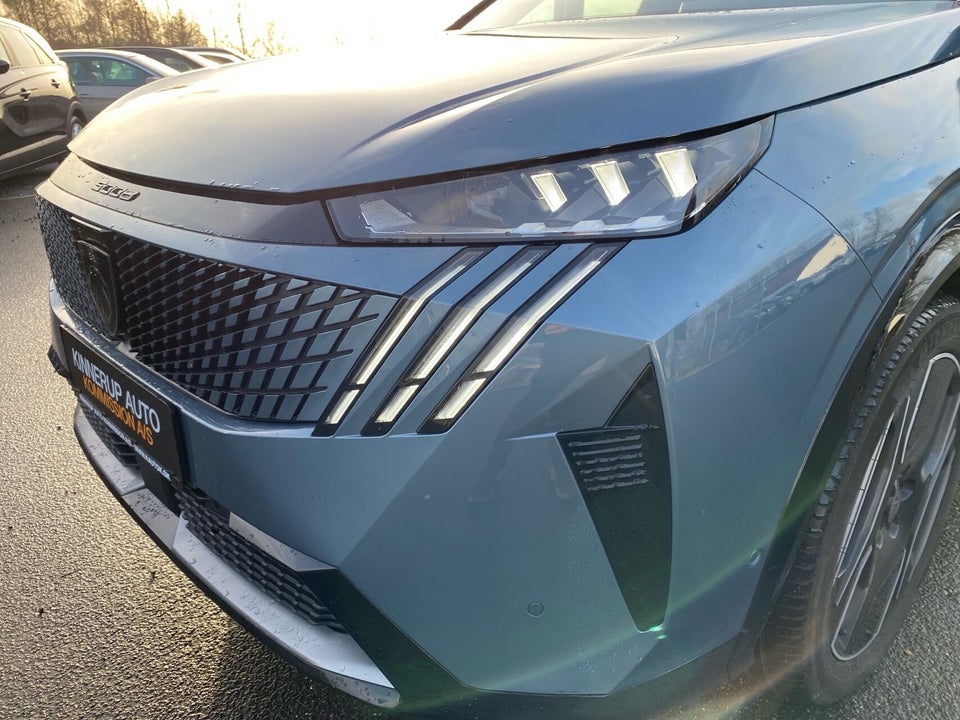 Peugeot e-5008 77 GT Pack 7prs 5d