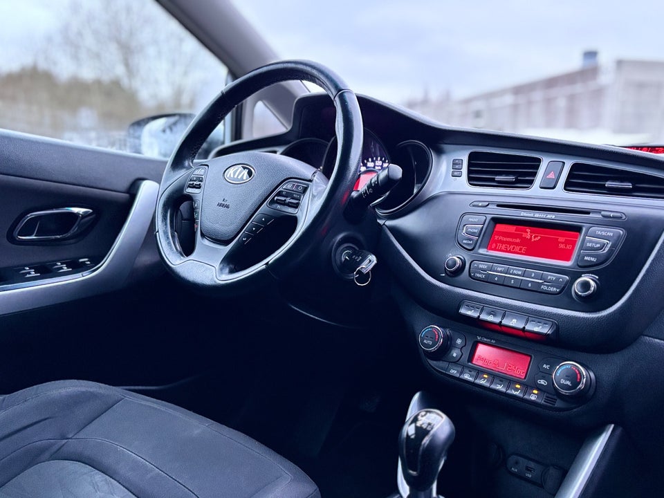 Kia Ceed 1,4 CVVT Collect SW 5d
