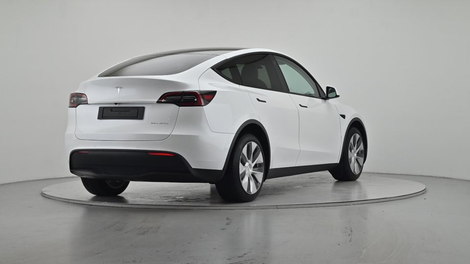 Tesla Model Y Long Range AWD 5d