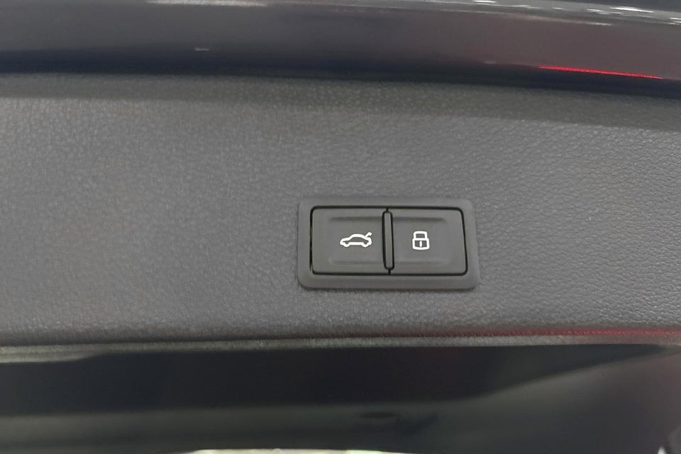 Audi Q2 35 TFSi Prestige S-tr. 5d