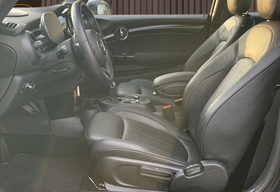 MINI Cooper SE Yours Trim 3d