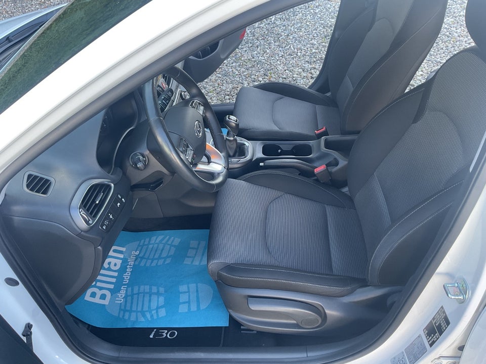 Hyundai i30 1,0 T-GDi Life 5d