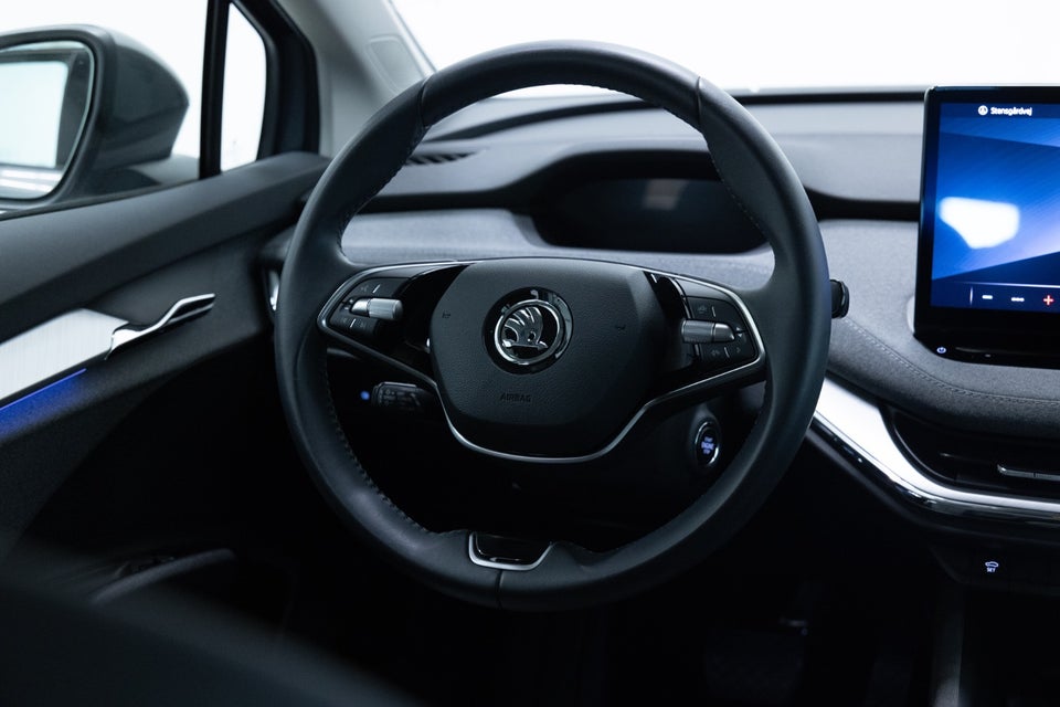 Skoda Enyaq 60 iV Loft 5d