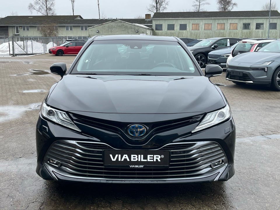 Toyota Camry 2,5 Hybrid H3 Executive CVT 4d