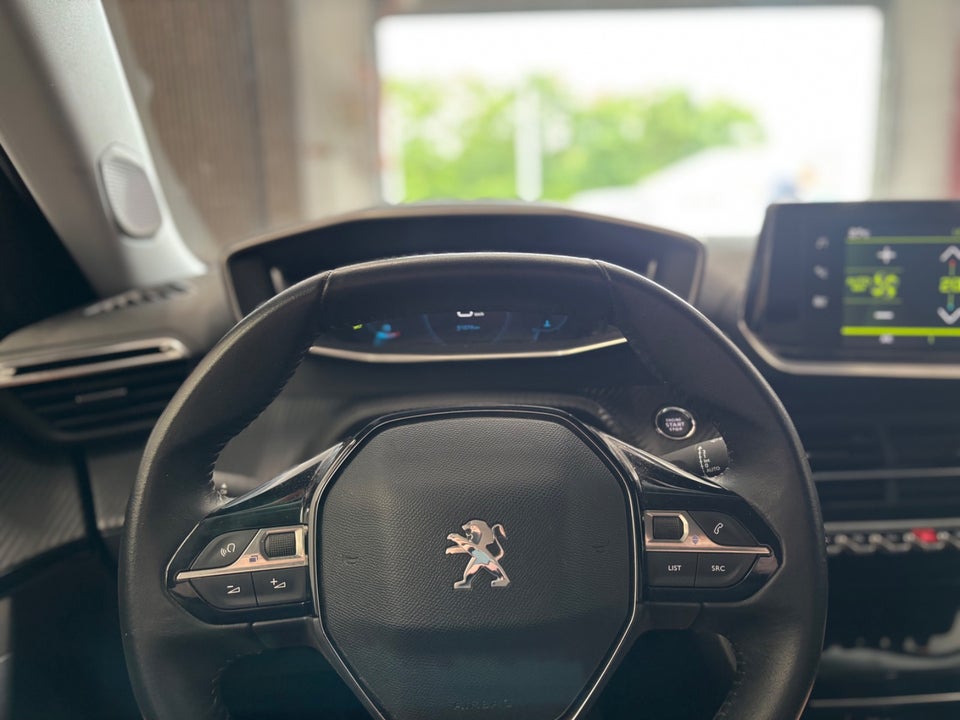 Peugeot 2008 1,2 PureTech 130 Evolution 5d