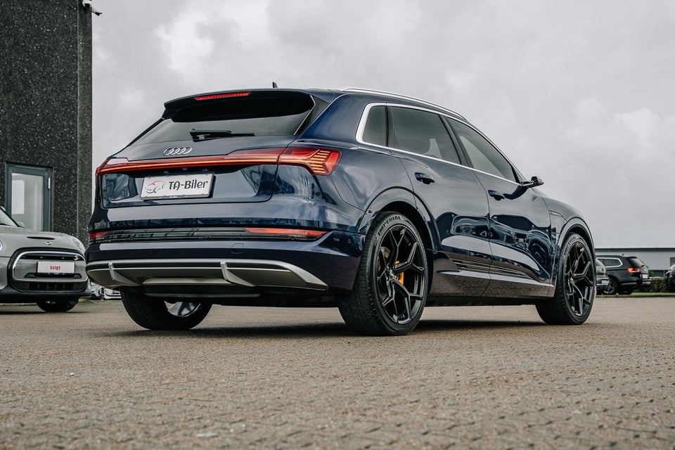 Audi e-tron 50 S-line quattro 5d