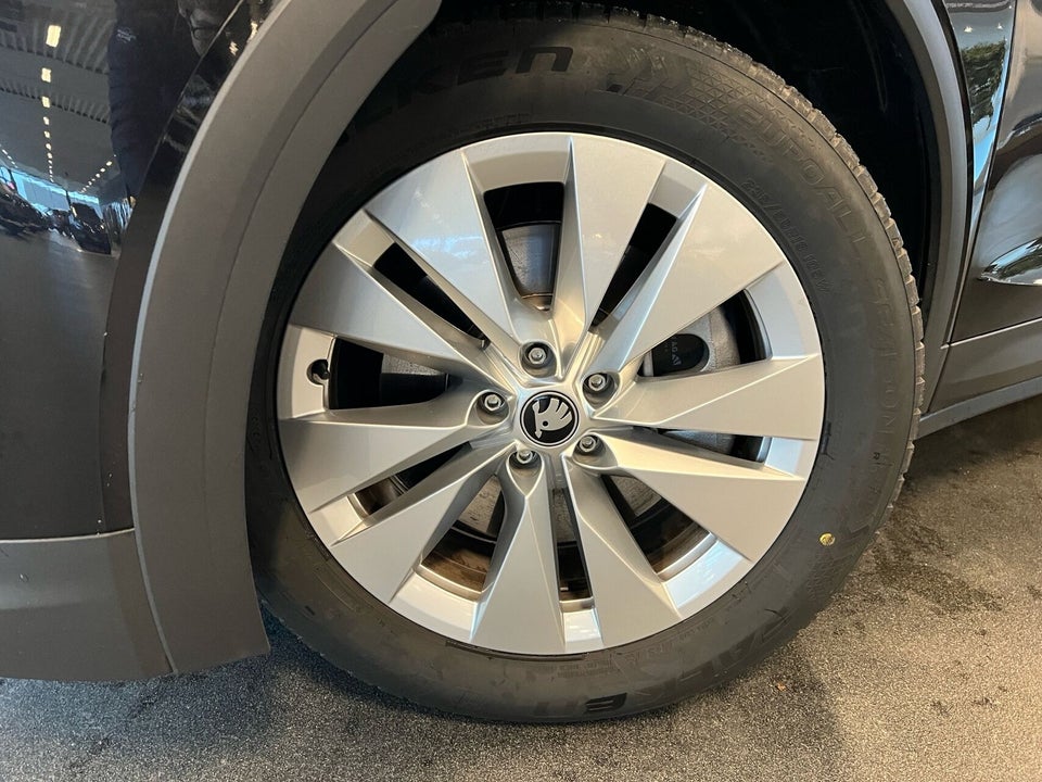 Skoda Elroq 85 iV Loft 5d