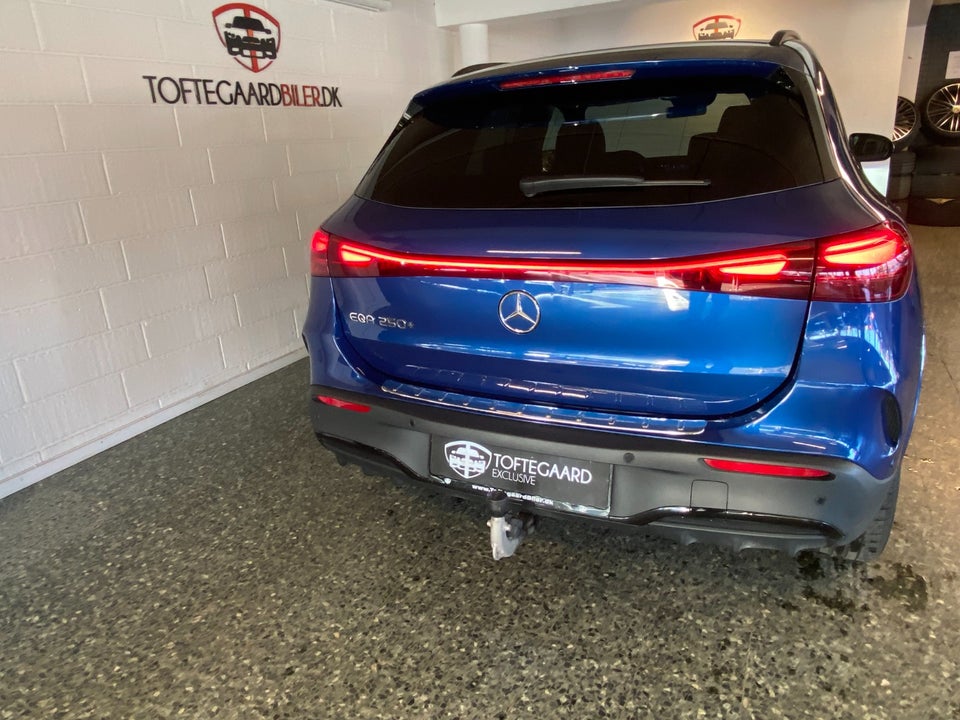 Mercedes EQA250+ AMG Advance 5d