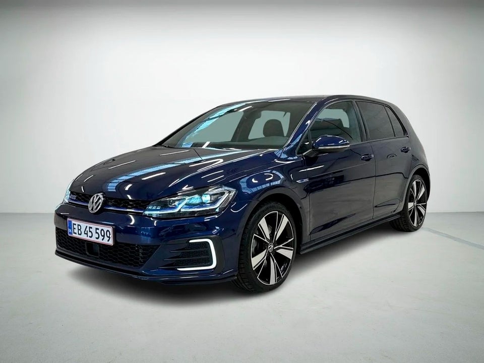 VW Golf VII 1,4 GTE DSG 5d