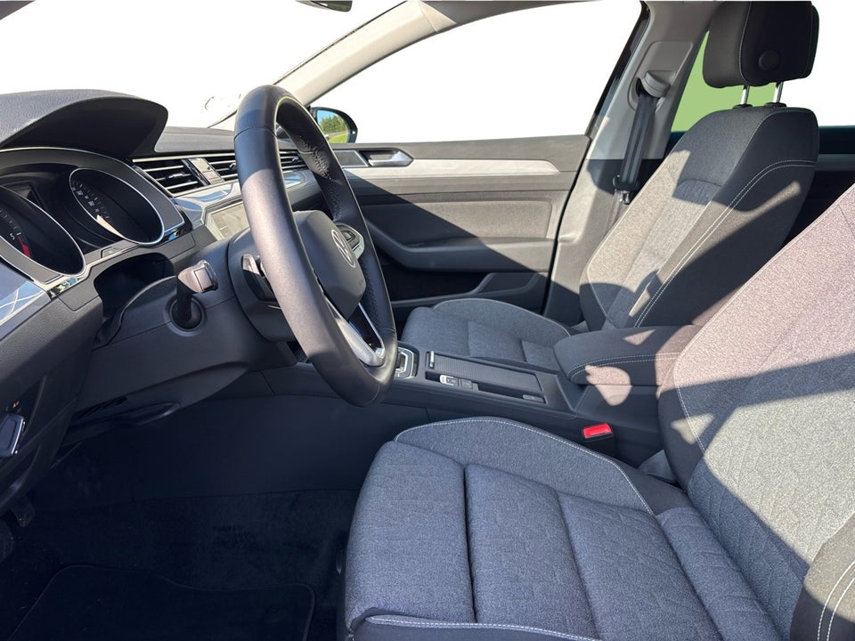 VW Passat 2,0 TDi 150 Business Variant DSG 5d