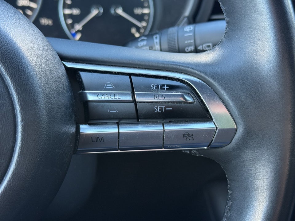 Mazda 3 2,0 e-SkyActiv-G 150 Sky aut. 5d