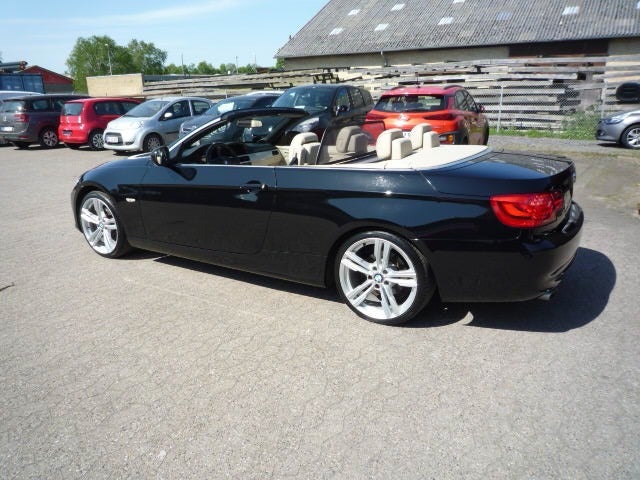 BMW 320d 2,0 Cabriolet aut. 2d