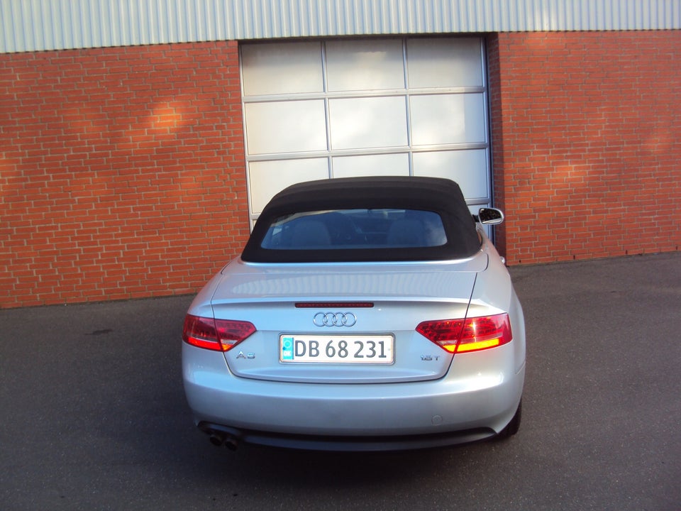 Audi A5 1,8 TFSi 160 Cabriolet 2d