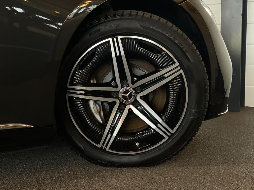 Mercedes EQE350 AMG Line 4d