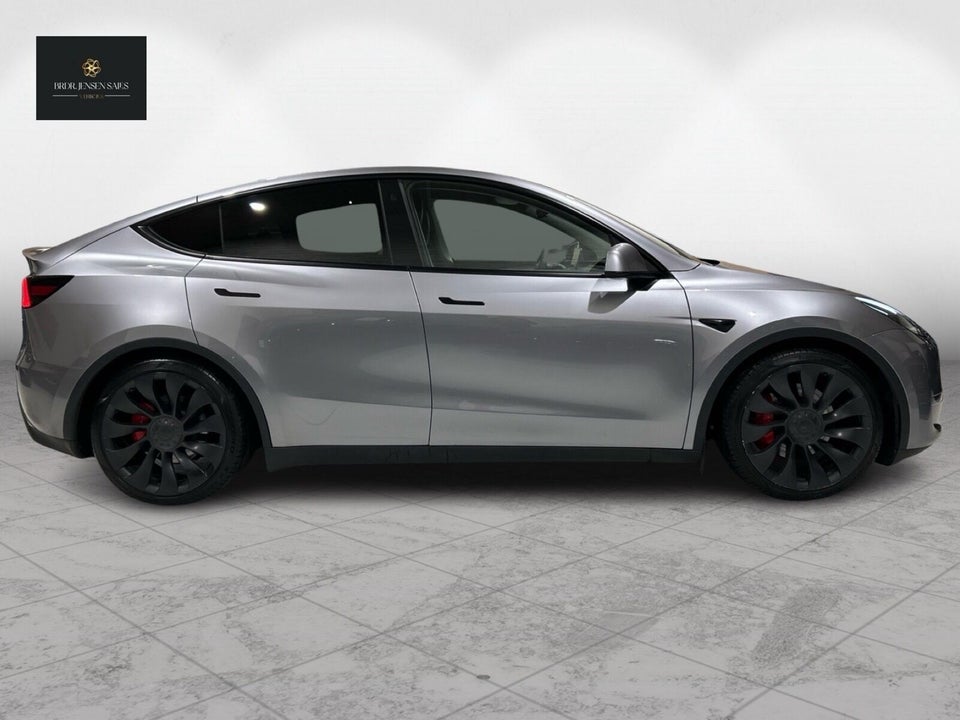 Tesla Model Y Performance AWD 5d