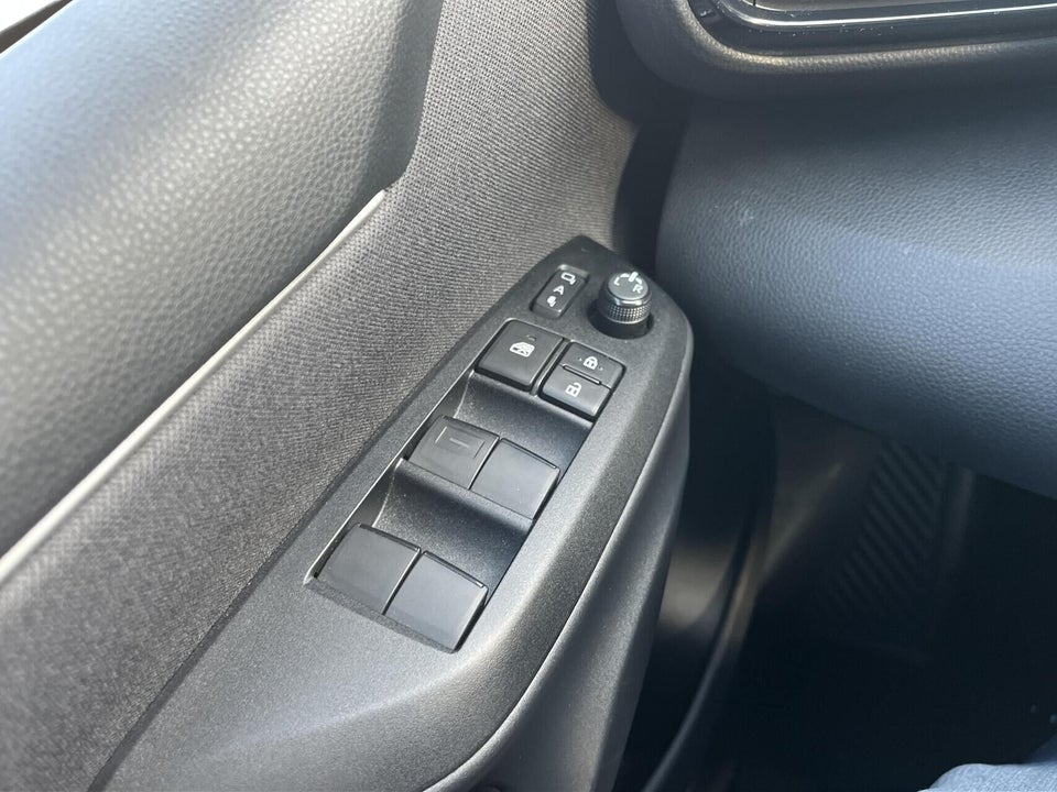 Toyota Yaris 1,5 Hybrid Style e-CVT 5d