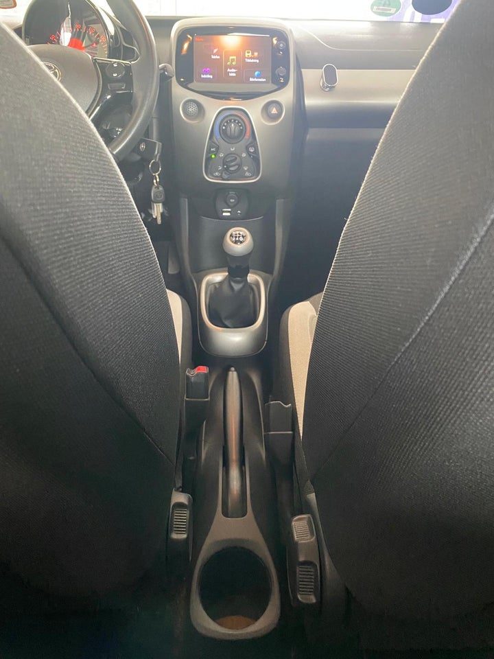 Toyota Aygo 1,0 VVT-i x-change 5d