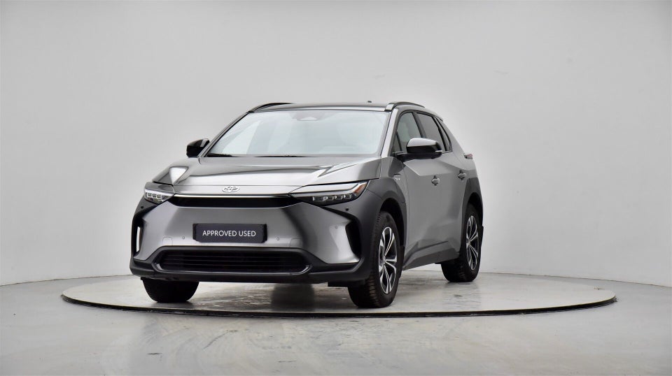 Toyota bZ4X Prestige AWD 5d