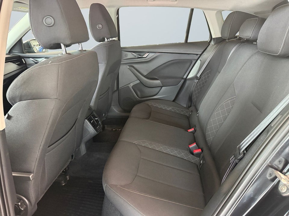 Skoda Scala 1,0 TSi 110 Dynamic DSG 5d