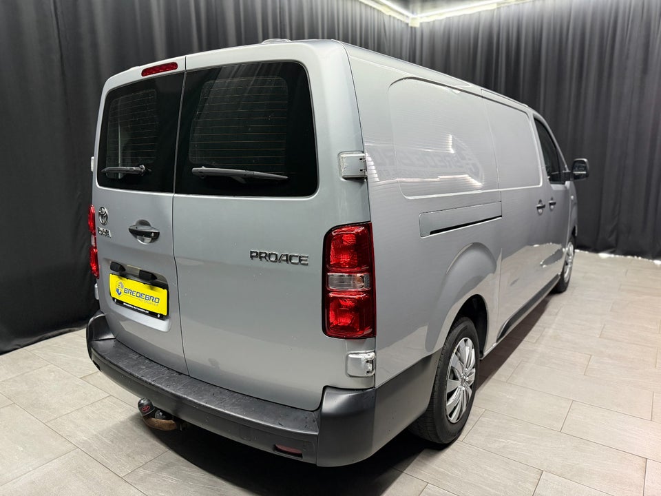 Toyota ProAce 2,0 D 180 Long Comfort aut. 6d