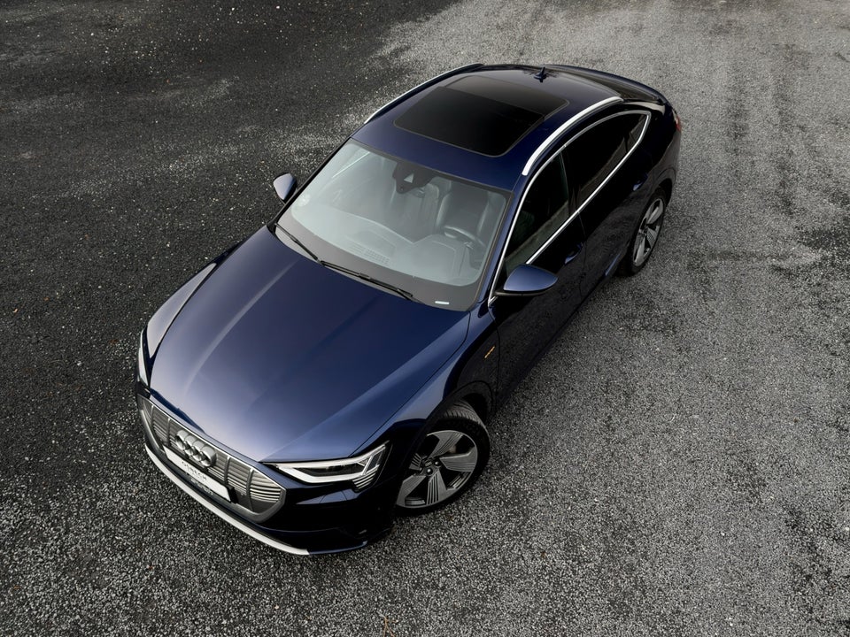 Audi e-tron 55 S-line Sportback quattro 5d