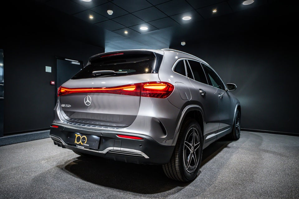 Mercedes EQA250+ AMG Premium 5d