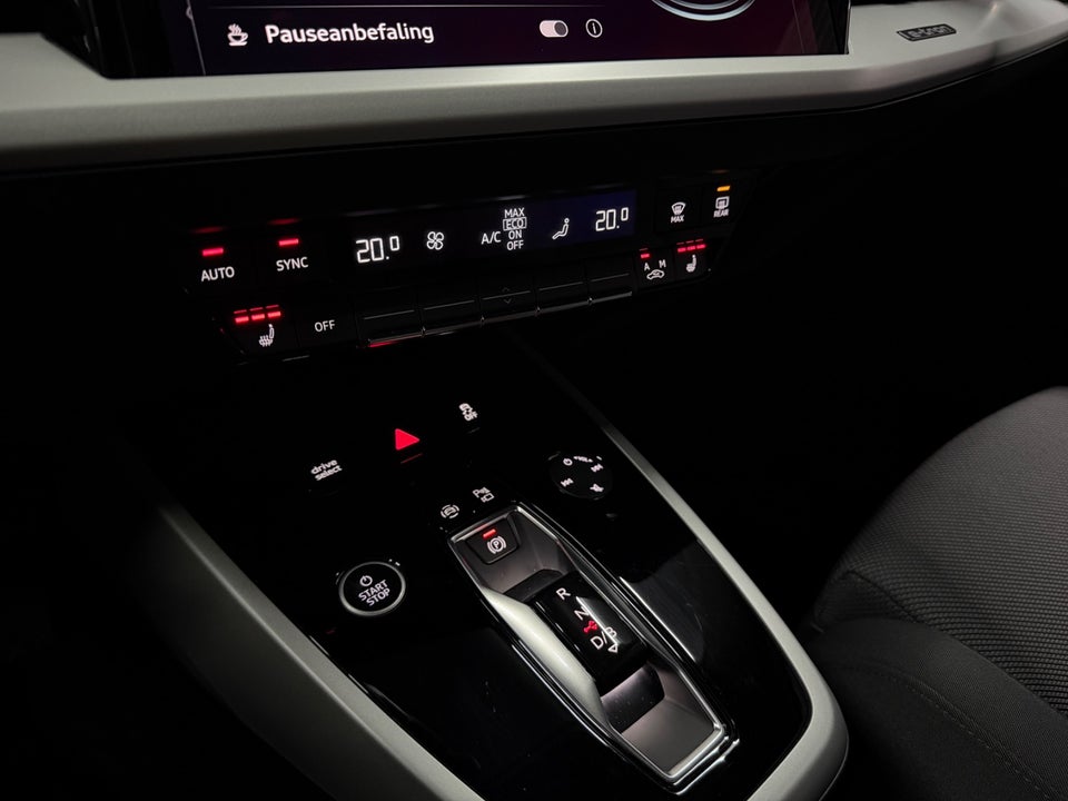 Audi Q4 e-tron 40 Advanced 5d