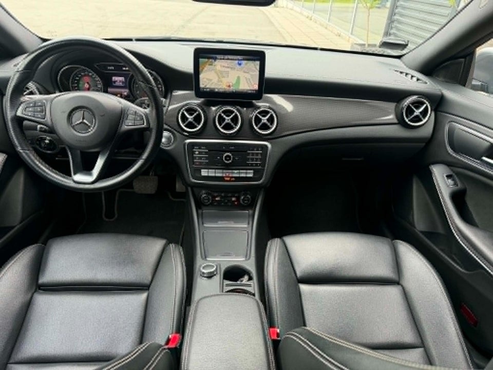 Mercedes CLA200 1,6 AMG Line Shooting Brake aut. 5d