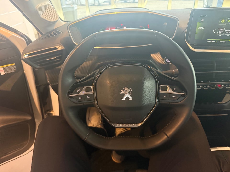 Peugeot 208 1,2 PureTech 100 Platin Sport 5d