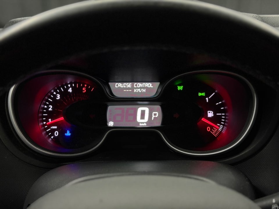 Renault Trafic T29 2,0 dCi 145 L2H1 EDC