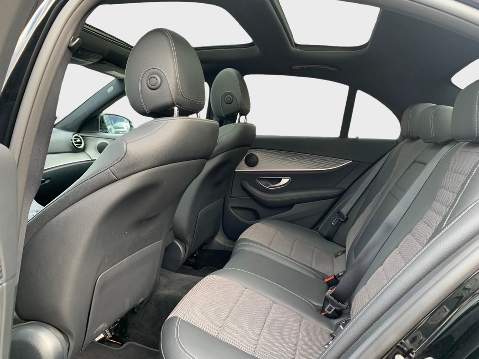Mercedes E300 de 2,0 AMG Line aut. 4d