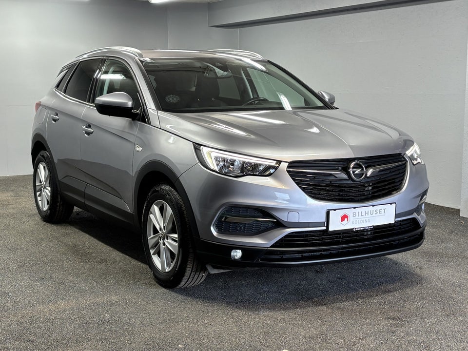 Opel Grandland X 1,5 CDTi 130 Enjoy 5d