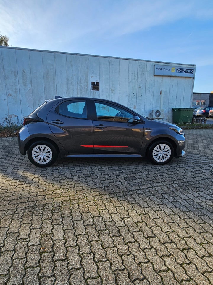 Toyota Yaris 1,5 Hybrid H3 Style e-CVT 5d