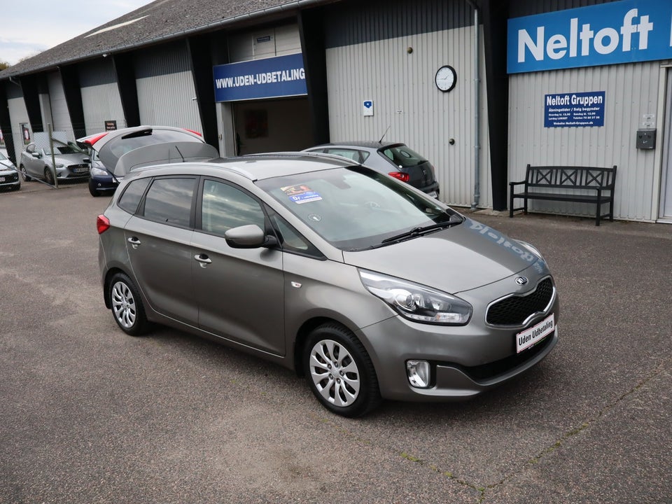 Kia Carens 1,6 GDi Attraction 7prs 5d