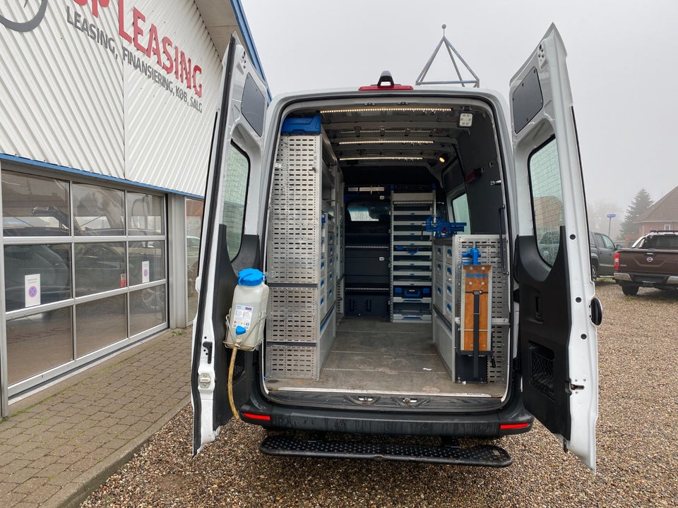 Mercedes Sprinter 316 2,2 CDi A2 Kassevogn aut. RWD