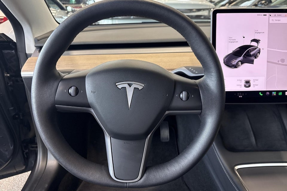Tesla Model 3 Long Range AWD 4d