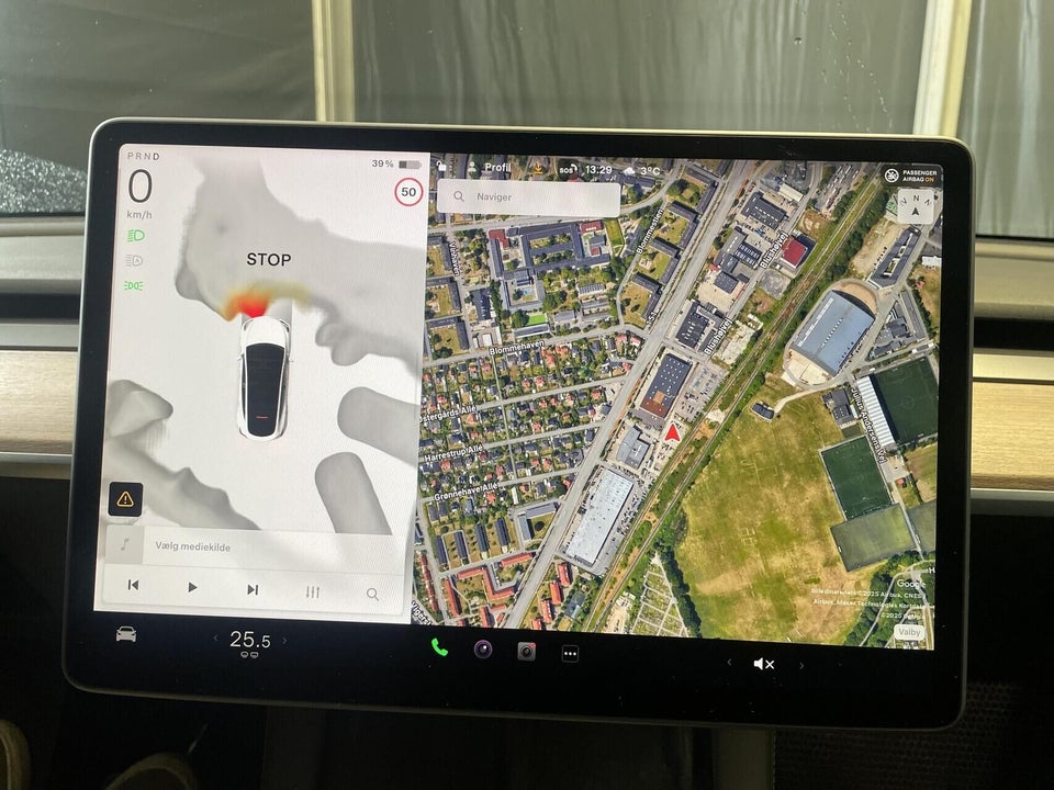 Tesla Model Y Long Range AWD 5d