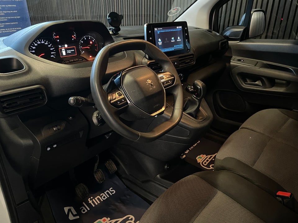 Peugeot Partner 1,5 BlueHDi 100 L1V2 Ultimate Van