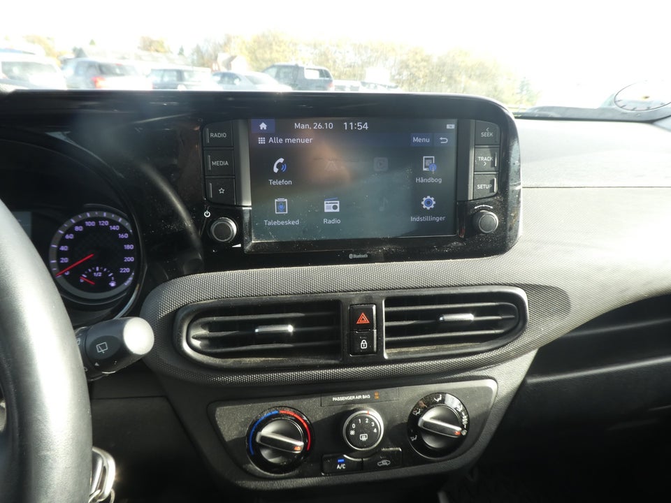 Hyundai i10 1,0 MPi Essential 5d