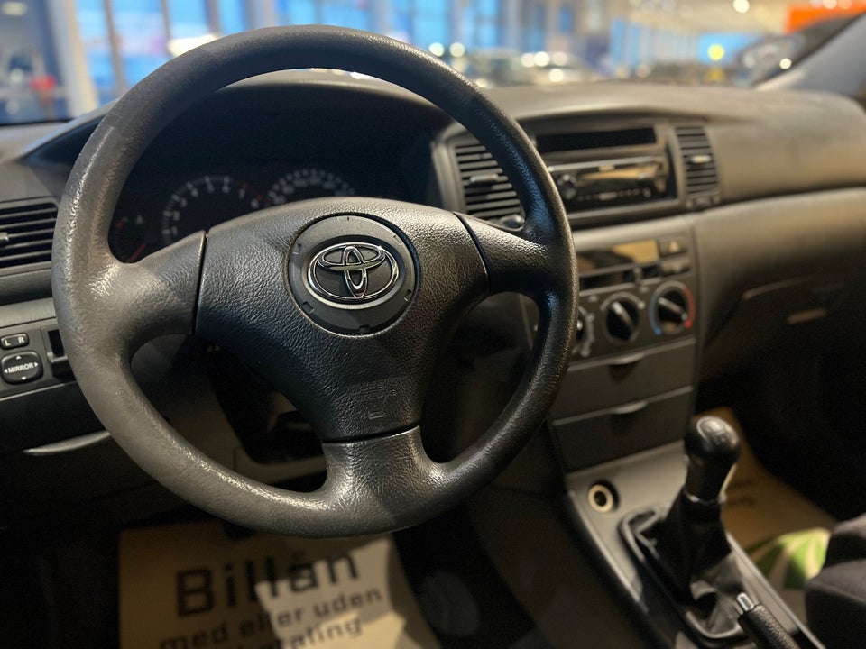 Toyota Corolla 1,4 Sol 5d